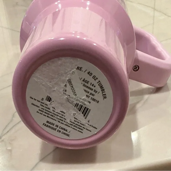 Hello Kitty 40oz Tumbler with straw 
Kawaii fruit NWOT - Picture 9 of 9